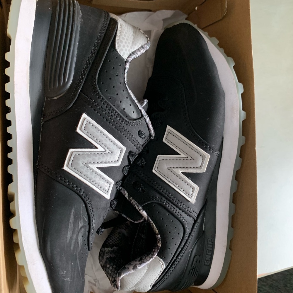 New balance sneakers